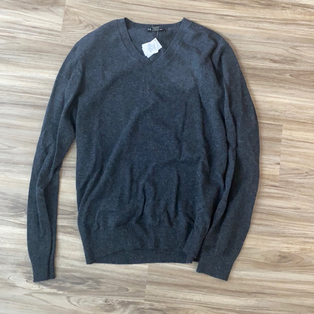 Size L cashmere Sweater